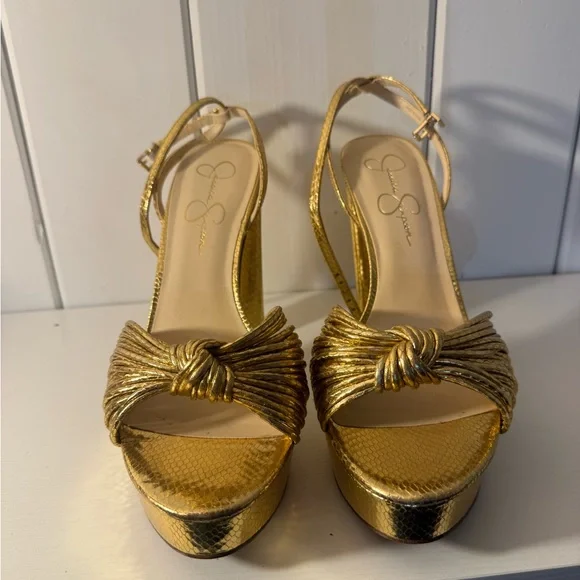 Jessica Simpson Gold Strappy Heels - Picture 4 of 7